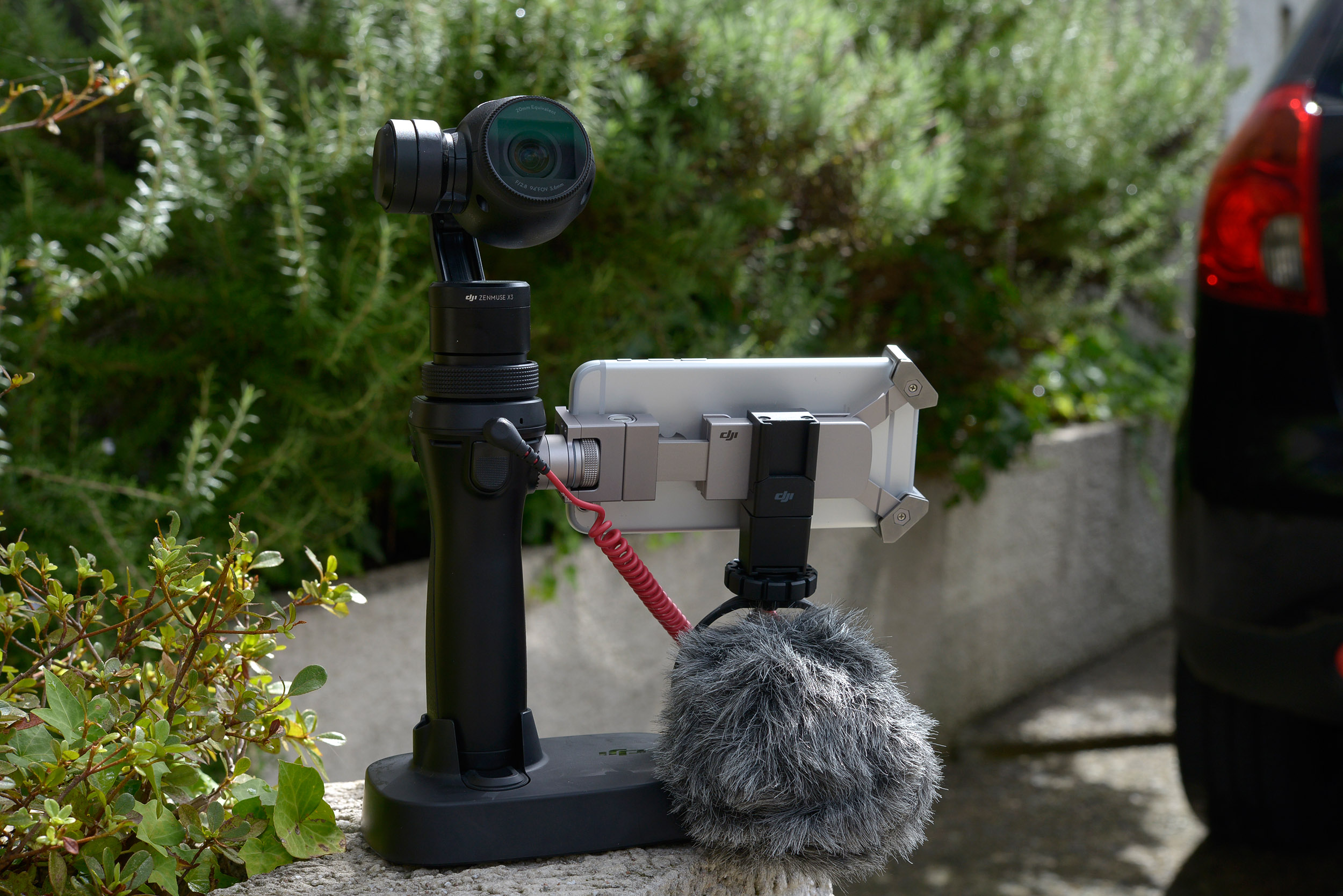 スタビライザー付きカメラ「DJI Osmo」を導入 - jittodesign blog